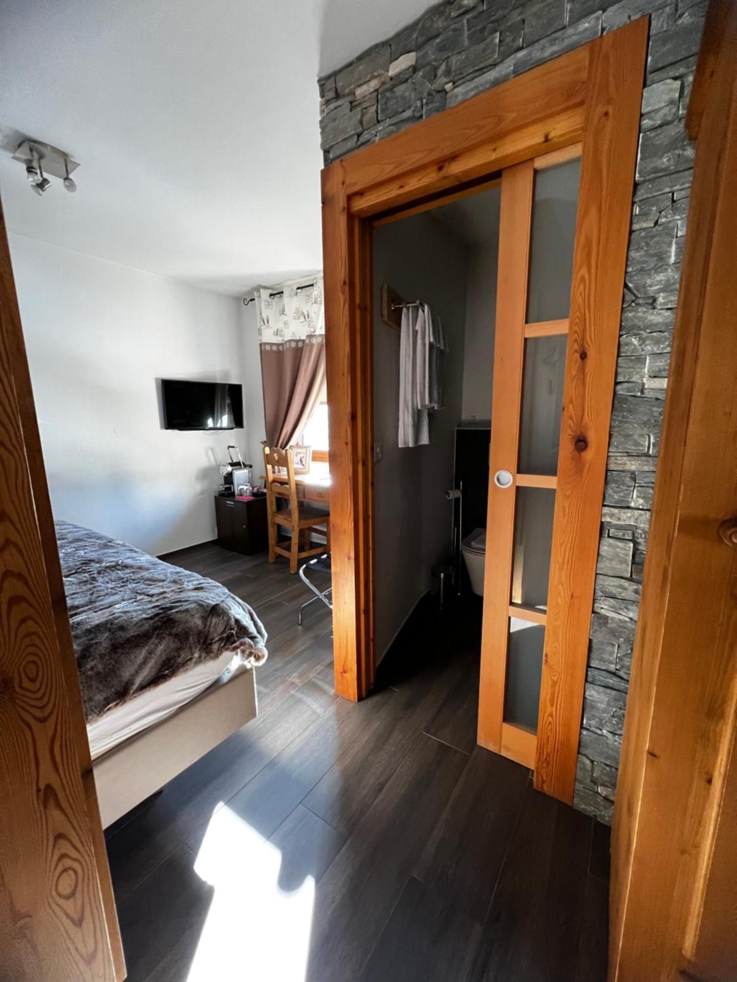 Hotel De Charme La Poste Анзер Экстерьер фото